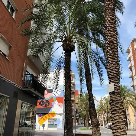 Sun Apartment *